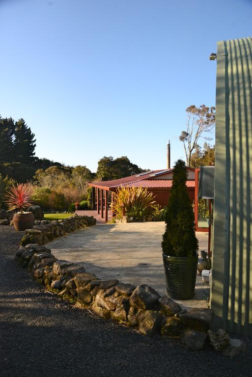 Barn Bed And Breakfast Waitati エクステリア 写真